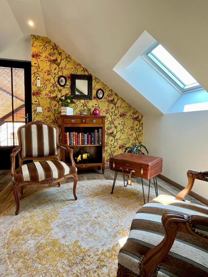 Cave Auger La Maison D'Hotes Restigne Экстерьер фото