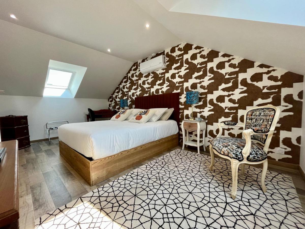 Cave Auger La Maison D'Hotes Restigne Экстерьер фото