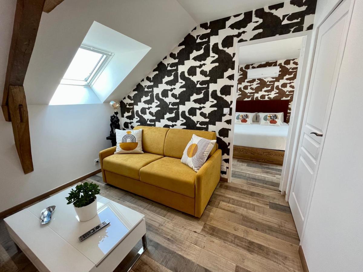 Cave Auger La Maison D'Hotes Restigne Экстерьер фото