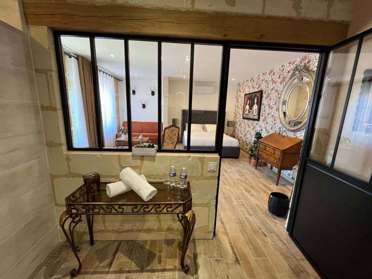 Cave Auger La Maison D'Hotes Restigne Экстерьер фото