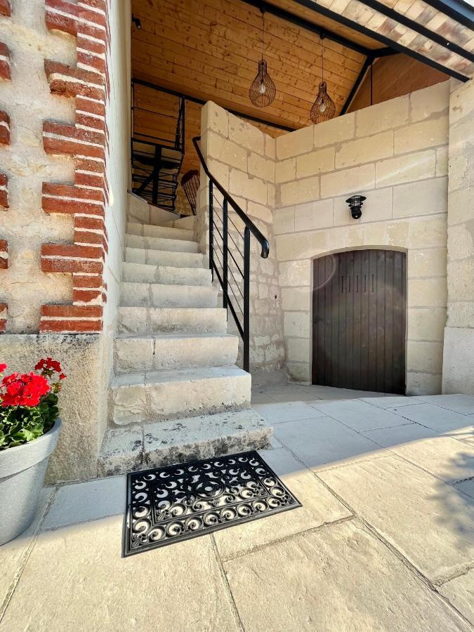 Cave Auger La Maison D'Hotes Restigne Экстерьер фото